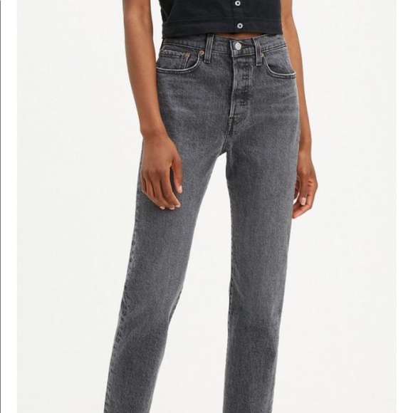 Levi's Denim - LEVI’S Women’s Wedgie Dark Wash Straight Leg Jeans Size 26